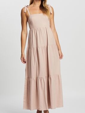 Sleeveless Tie-Shoulder Tiered Maxi Dress in Lavender A-Line Flowy